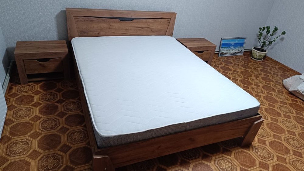 Кровать двухспальная