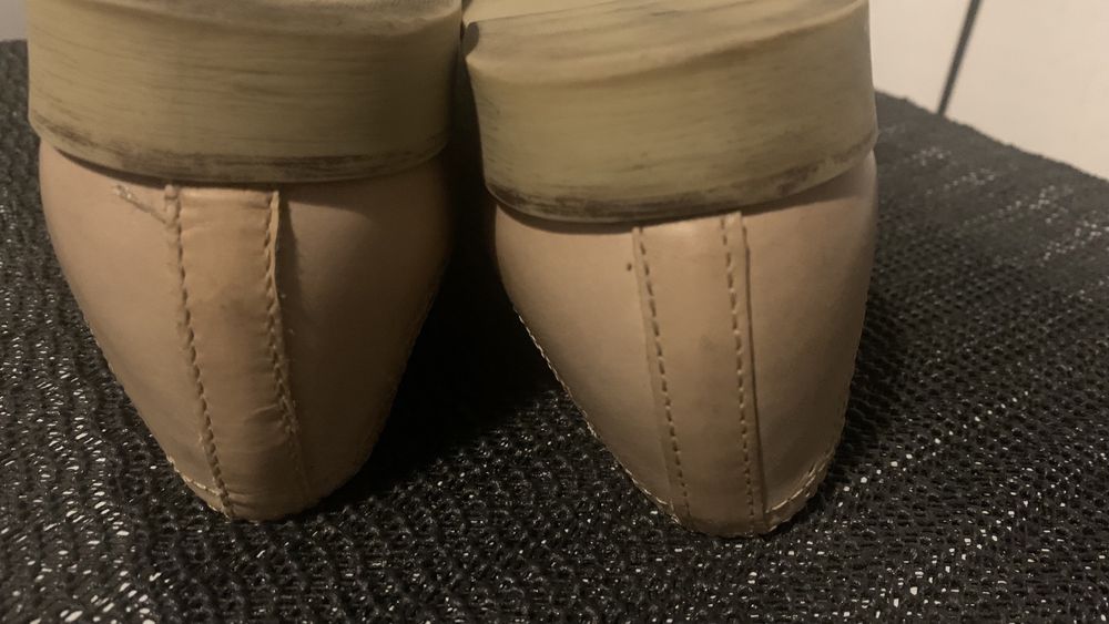 Buty  skóra  naturalna roz 38 firmy Next