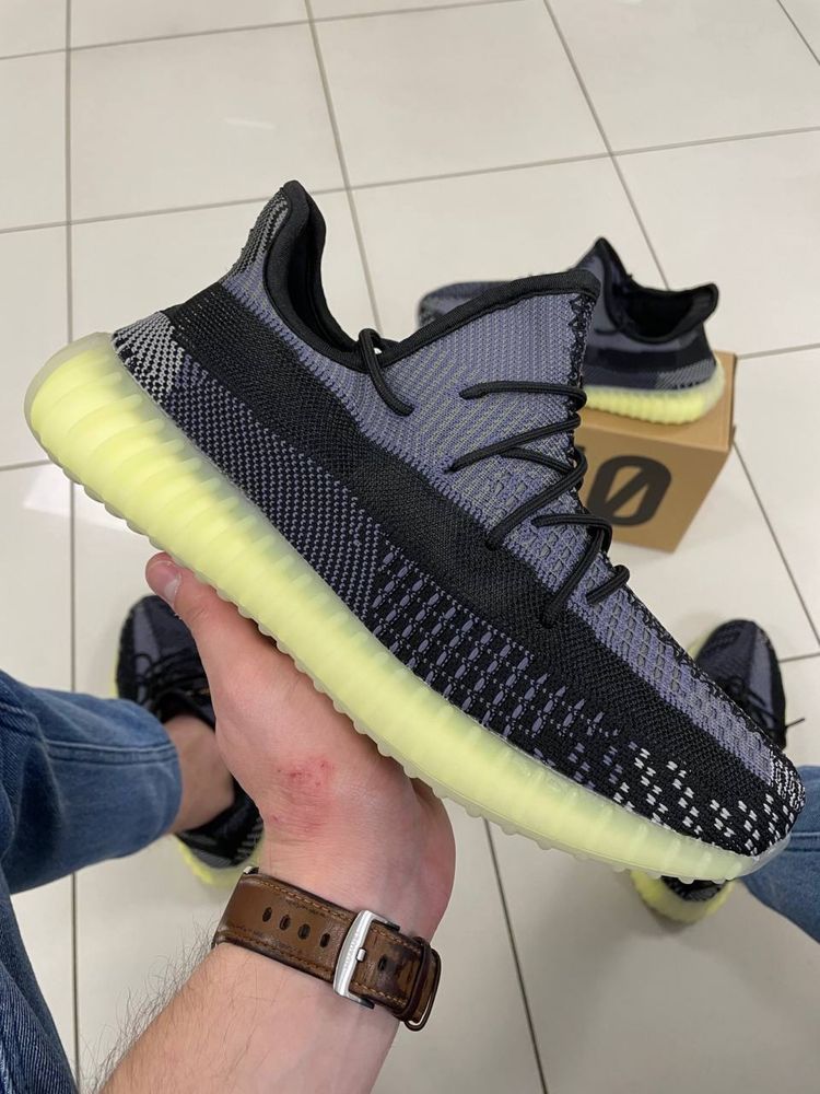 Кроссовки Adidas Yeezy Boost 350 V2 р.41,44