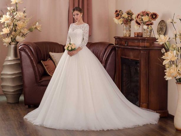 Весільна сукня, плаття італійського виробництва