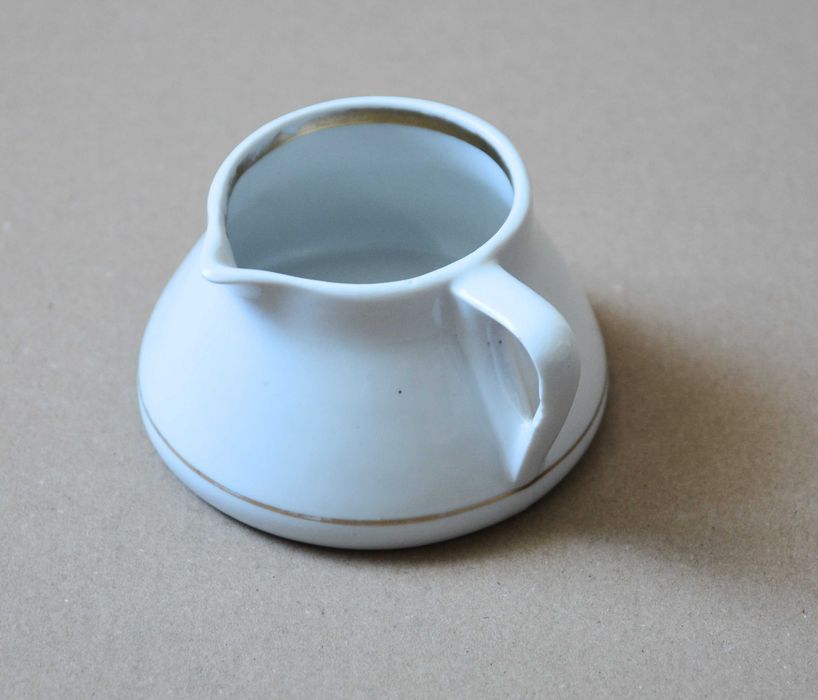 Mlecznik porcelanowy Fabryka Porcelany Dulewo Dulevo, sygnowany