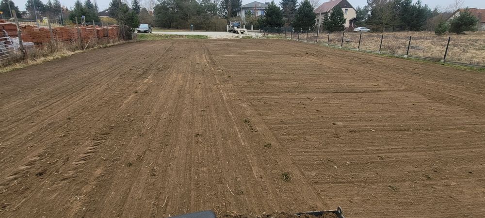 Równanie, niwelacja terenu, niwelowanie, glebobryzarka separacyjna