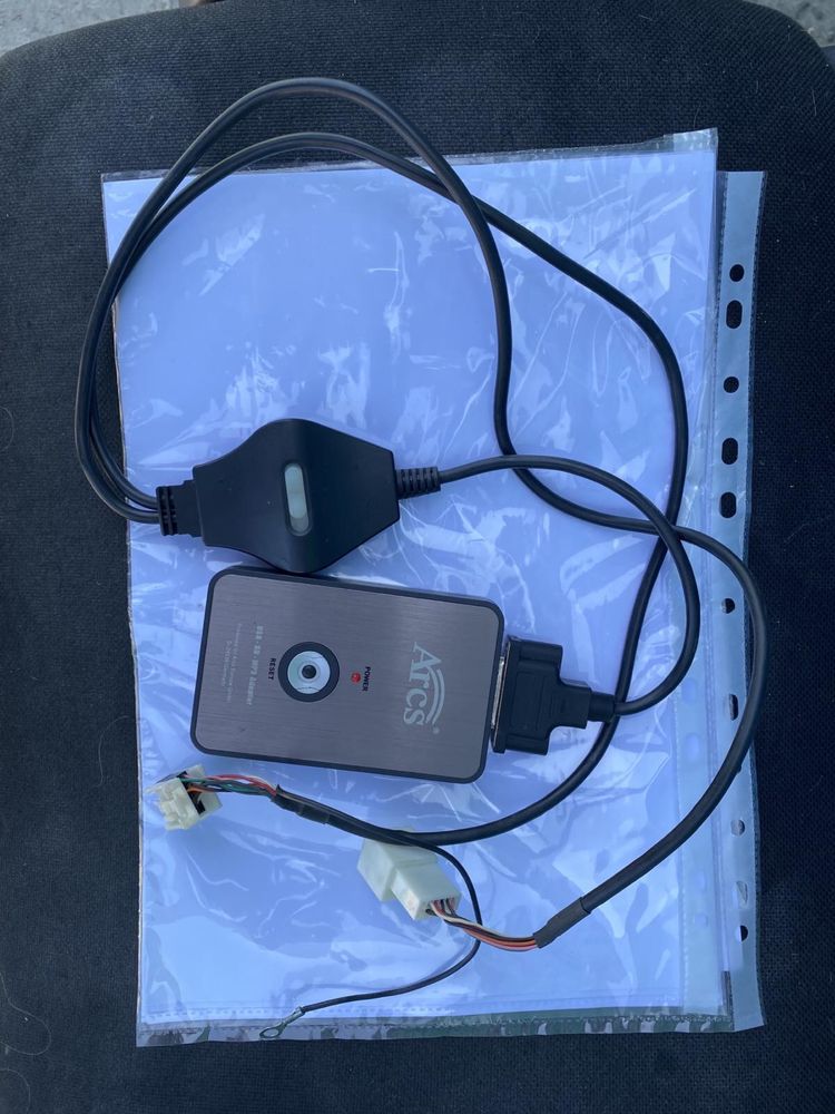 Автомобильный адаптер MP 3 USB