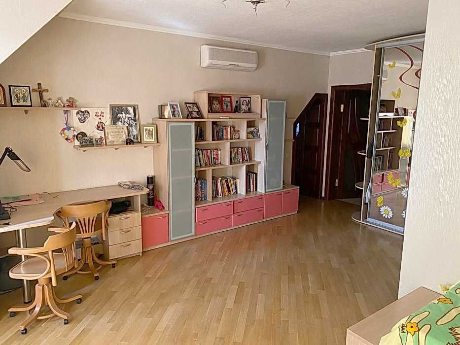 Аренда дома. Стоянка. Киевская область