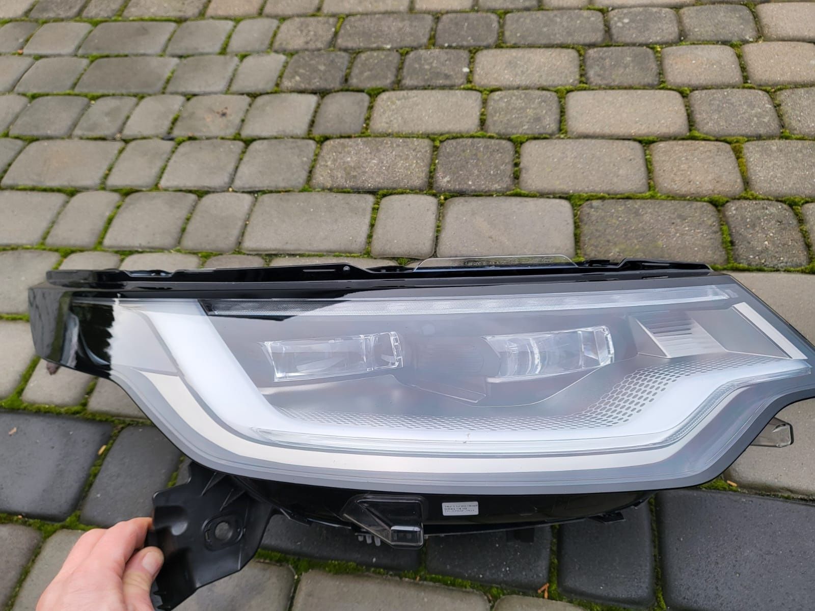 Lampa prawy przód Land Rover Discowery V 2021 rok Full led nowa