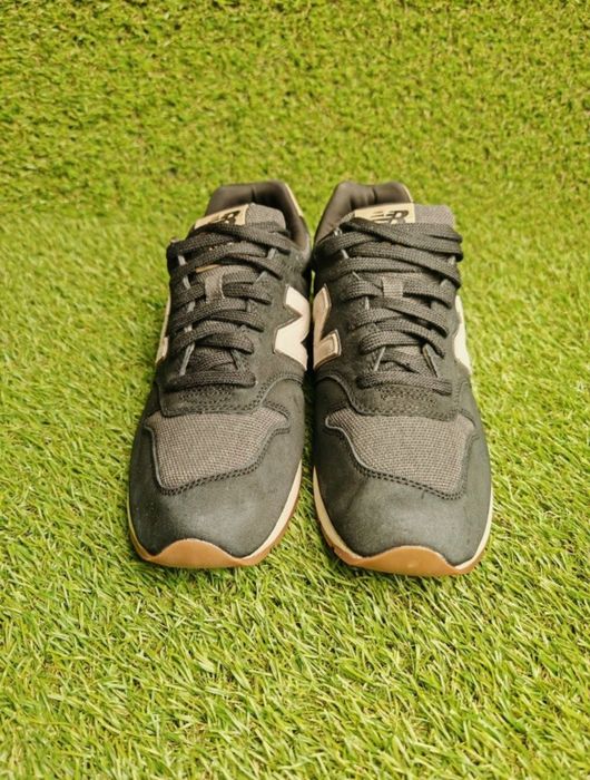 Продаю Оригінал кросівки new  balance 996