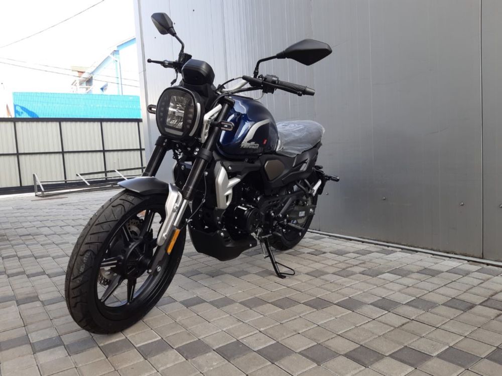 Мотоцикл LONCIN LX250-12C AC4 краще за Scrambler