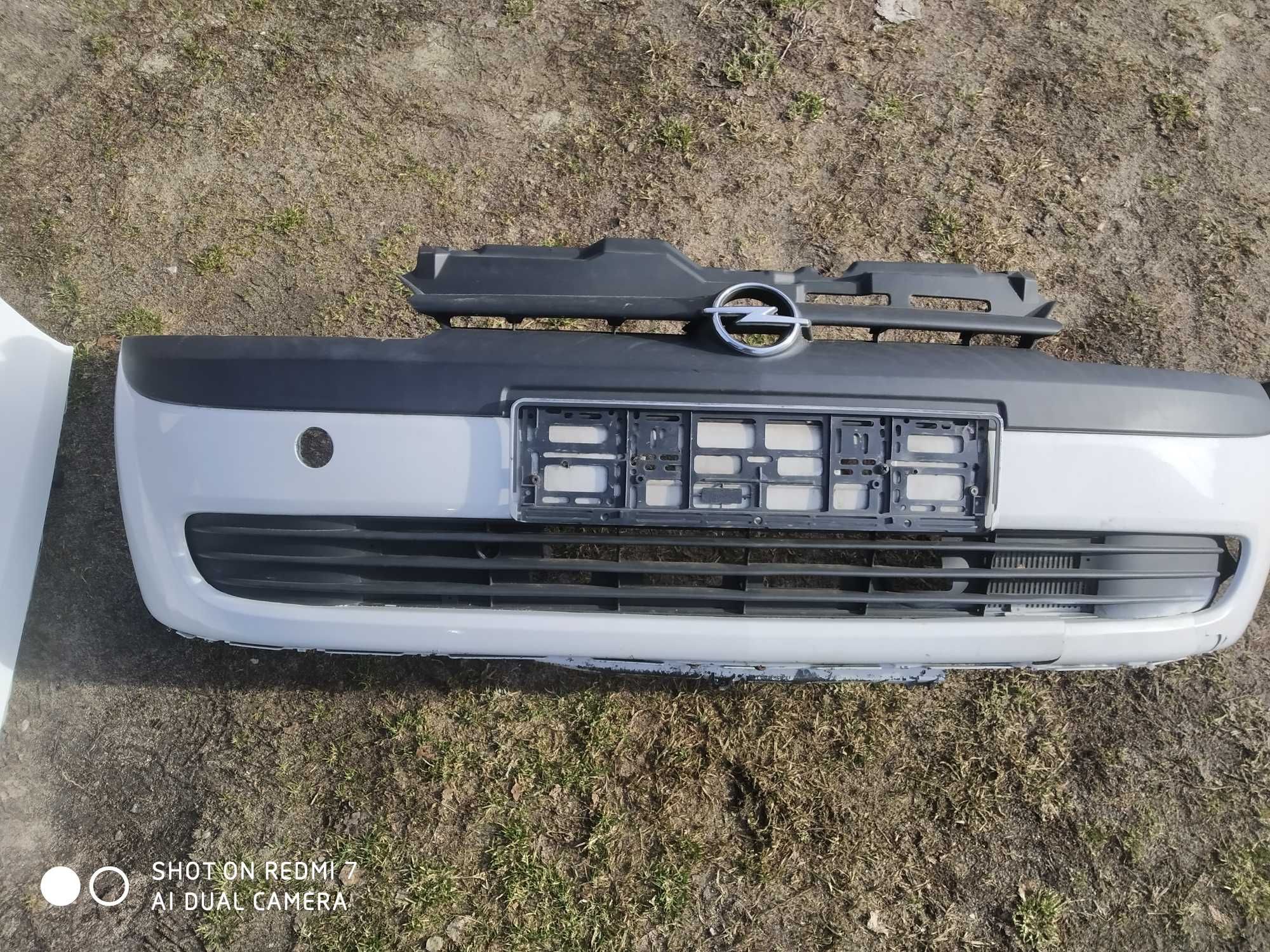Opel Corsa C Combo zderzak przód przedni grill Y474 przedlift