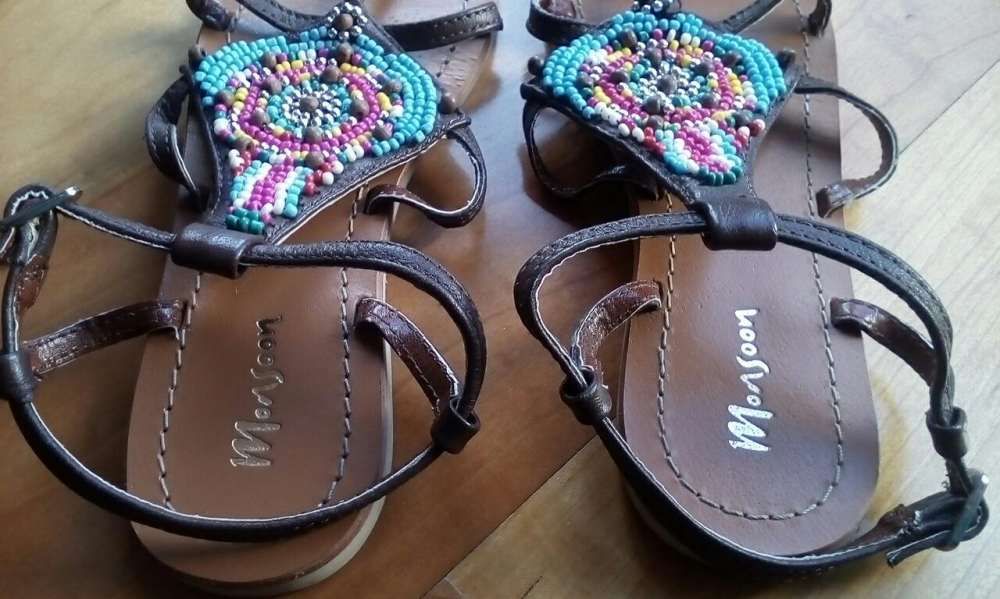 Sandálias missangas ACCESSORIZE N 34