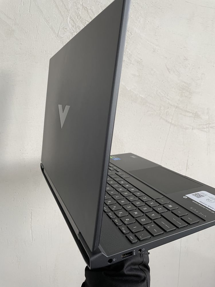 HP Victus , RAM 8 GB, 512 GB) экран 144Ghz Core i5- 12450H/ gtx 1650