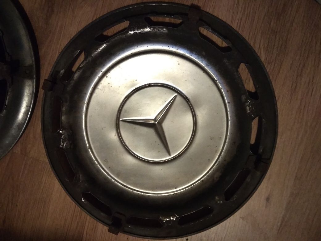 Kołpaki metalowe mercedes