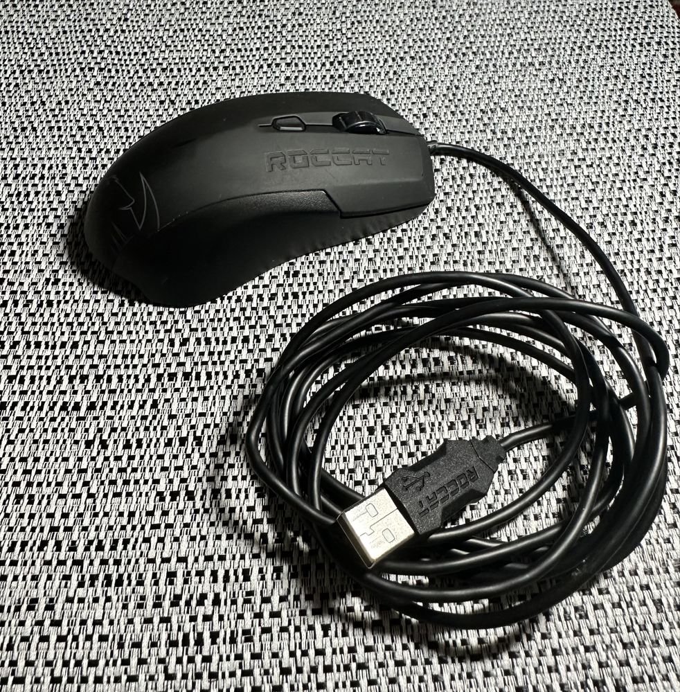 Мышка Roccat Lua USB Black Gaming Mouse (ROC-11-310)