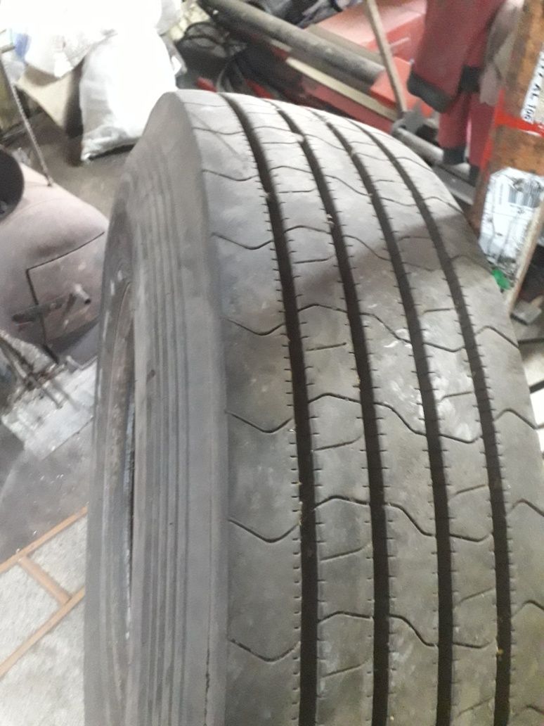 Продам шину 315/80 r 22,5