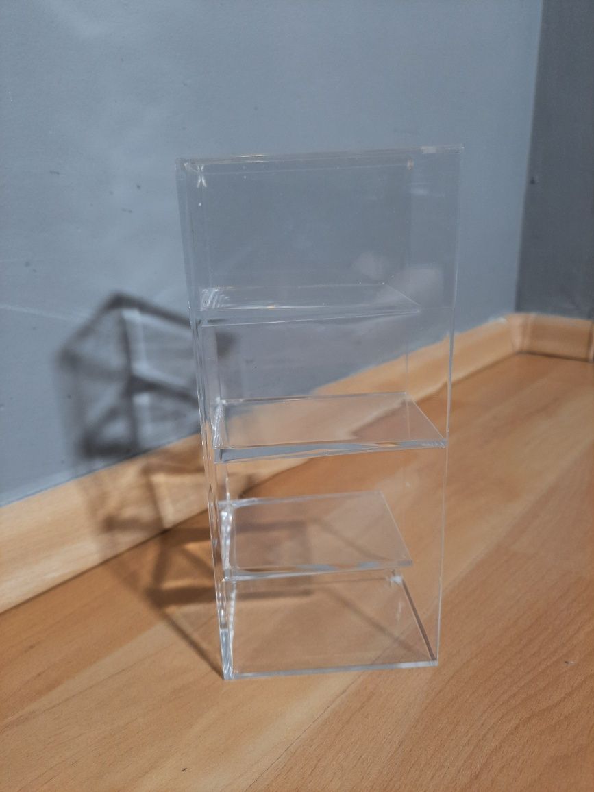 Mini gablotka stojąca witryna 22x7x10