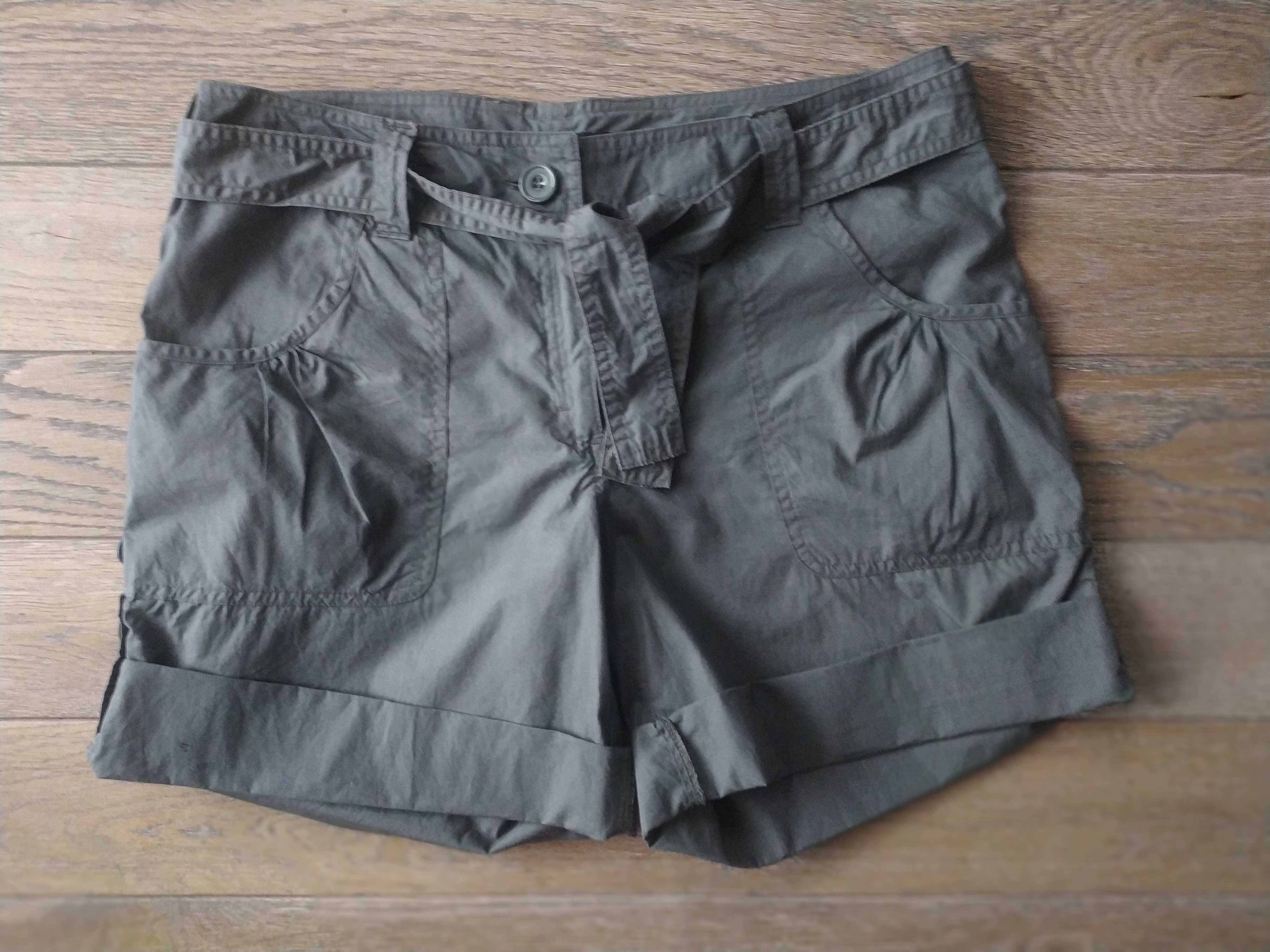 Fajne krótkie spodenki zielone khaki S 36 H&M