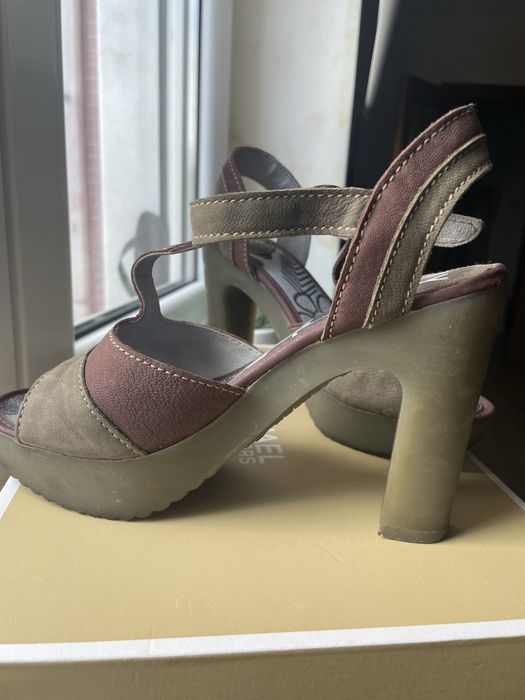 Sandalias fly london