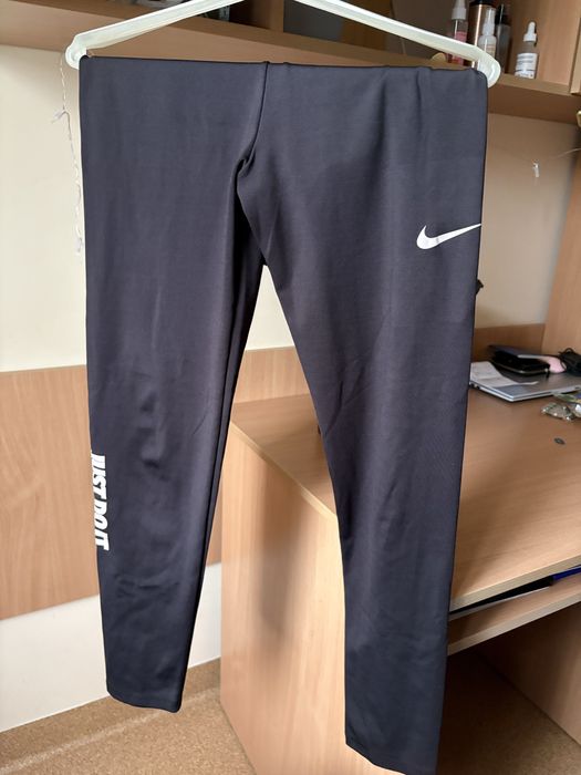 Damskie legginsy sportowe Nike