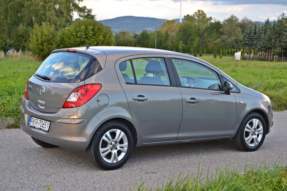 # Opel Corsa D lift # 1.4 benzyna # 2011 #