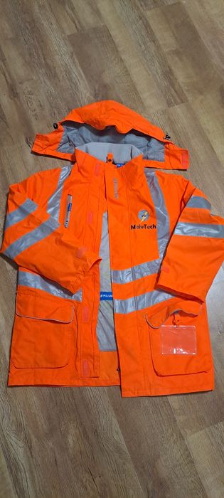 Робочі сигнальні куртка штани футболки жилети черевики