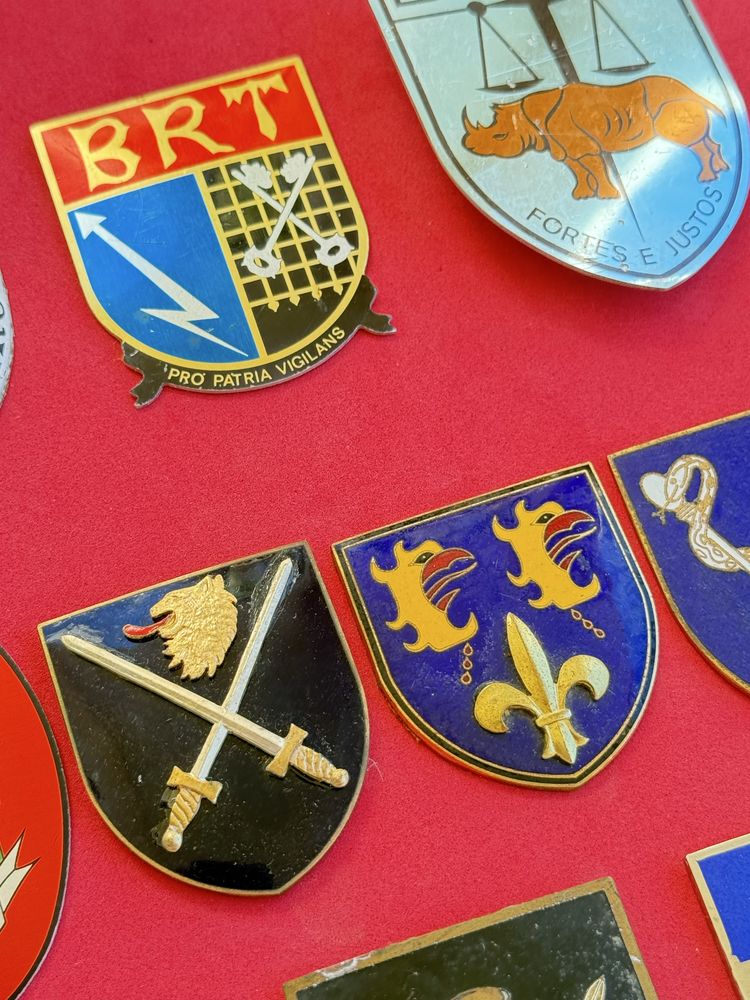 Crachás Militares