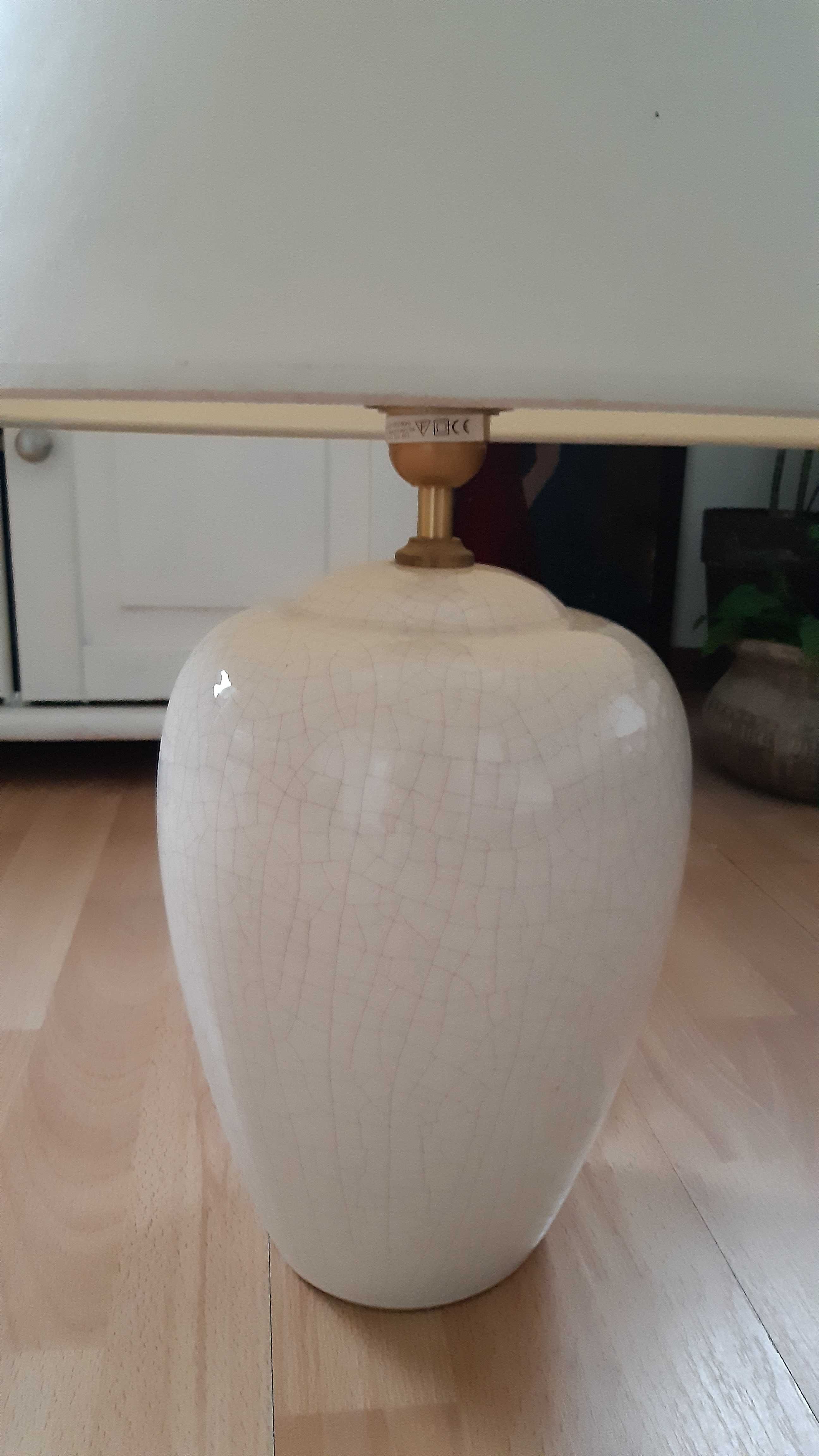 Piękna,duża,klasyczna,stylowa lampa nada klimat każdemu pomieszczeniu