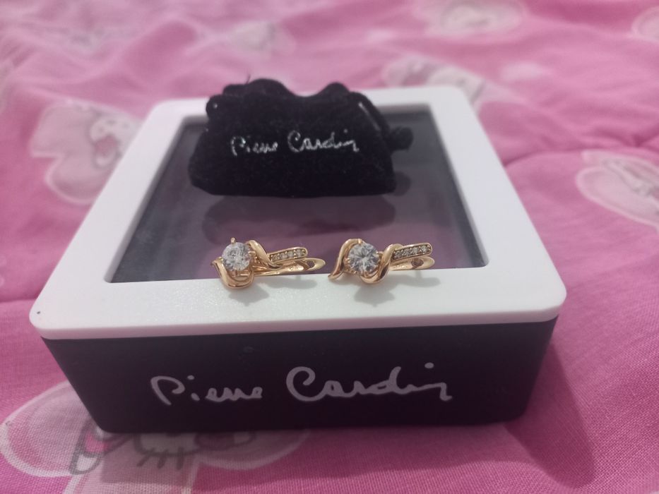 2  Pares Brincos Pierre Cardin Novos