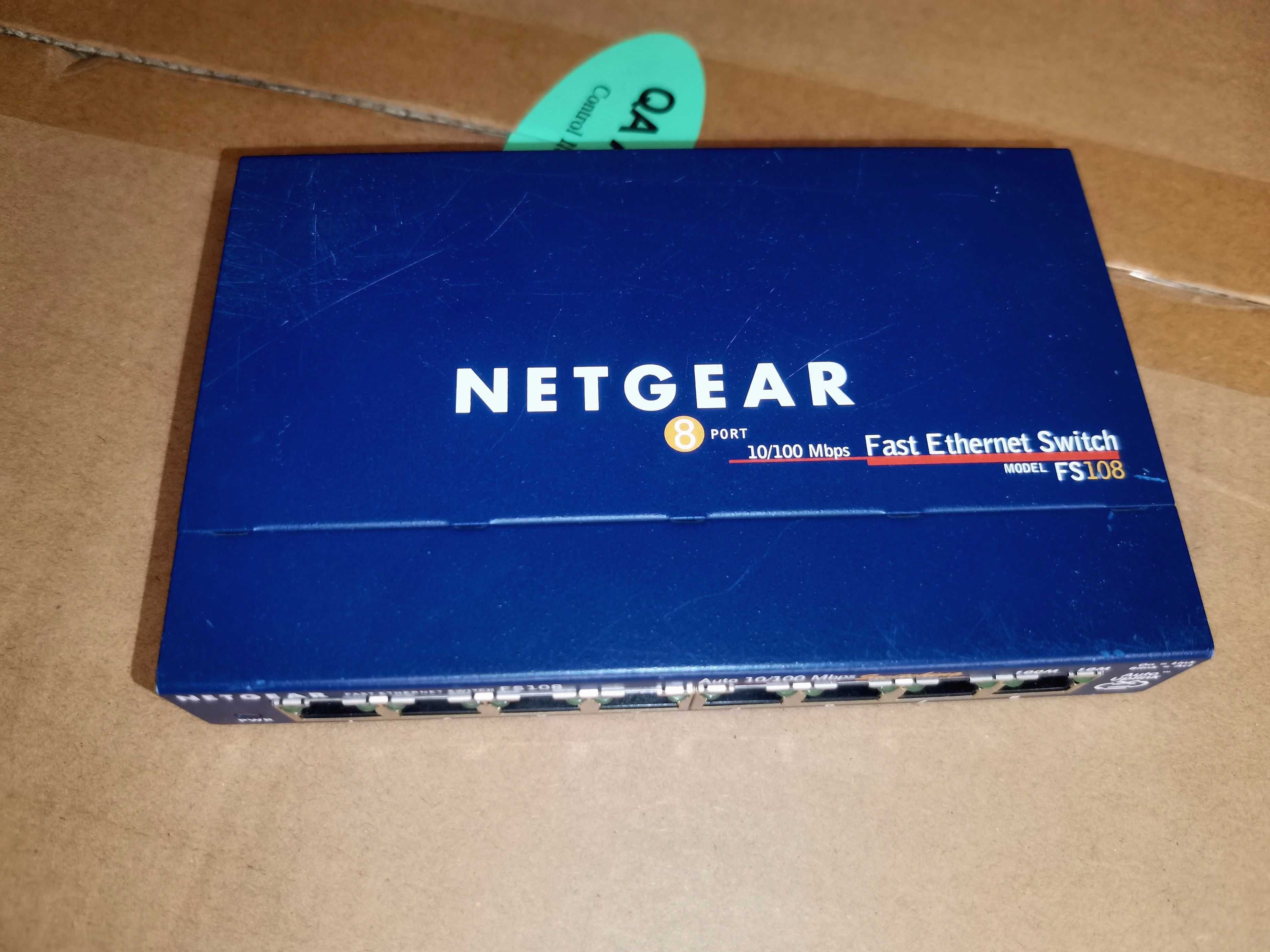 Коммутатор Netgear 8 Port 10100 Switch FS108 v2 без блока под ремонт