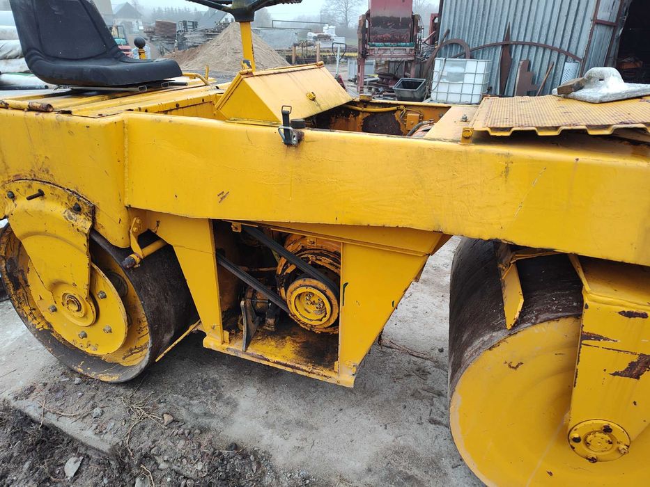 Walec drogowy Dynapac CG 11