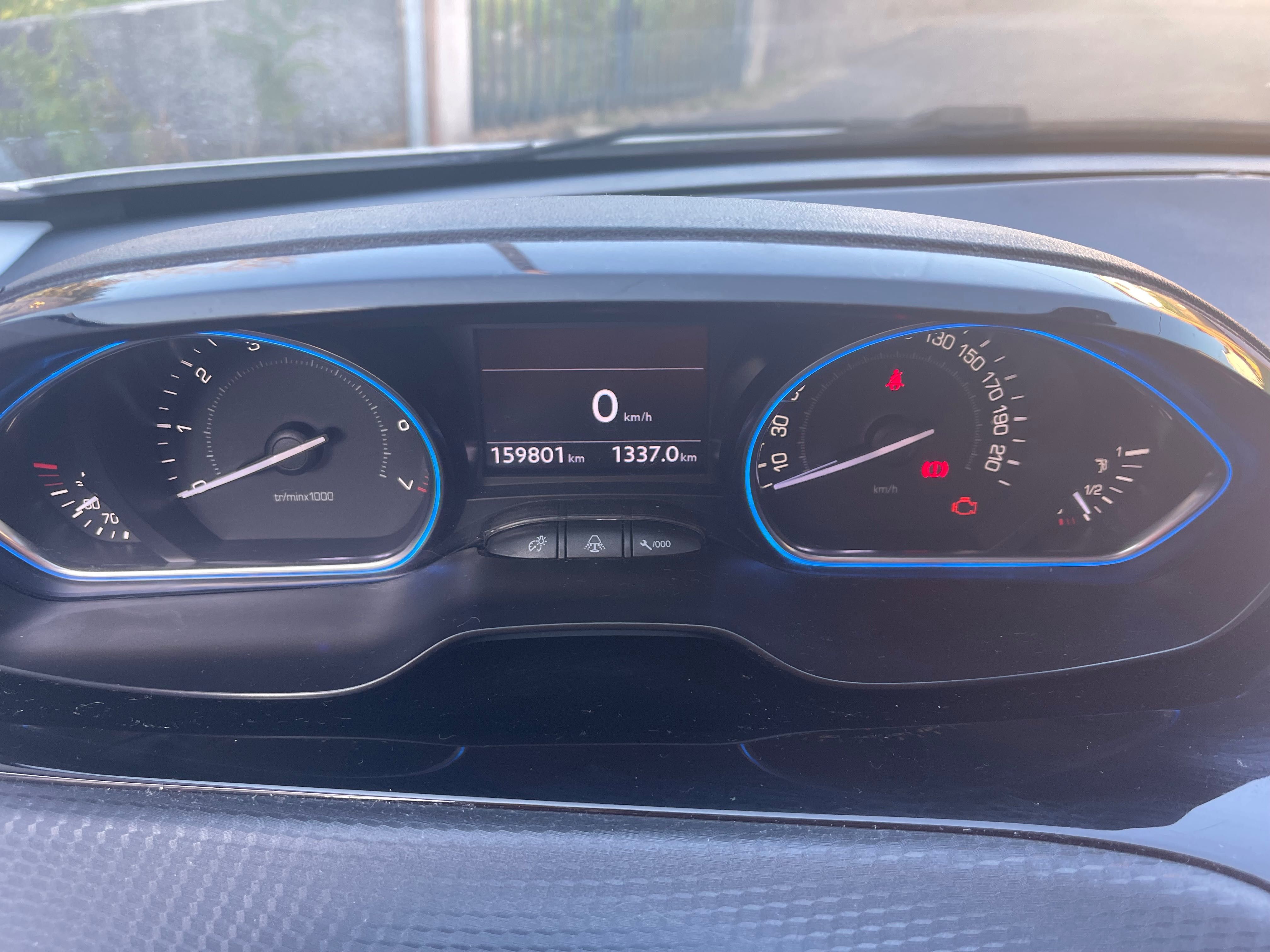 Peugeot 2008 1.2 PureTech