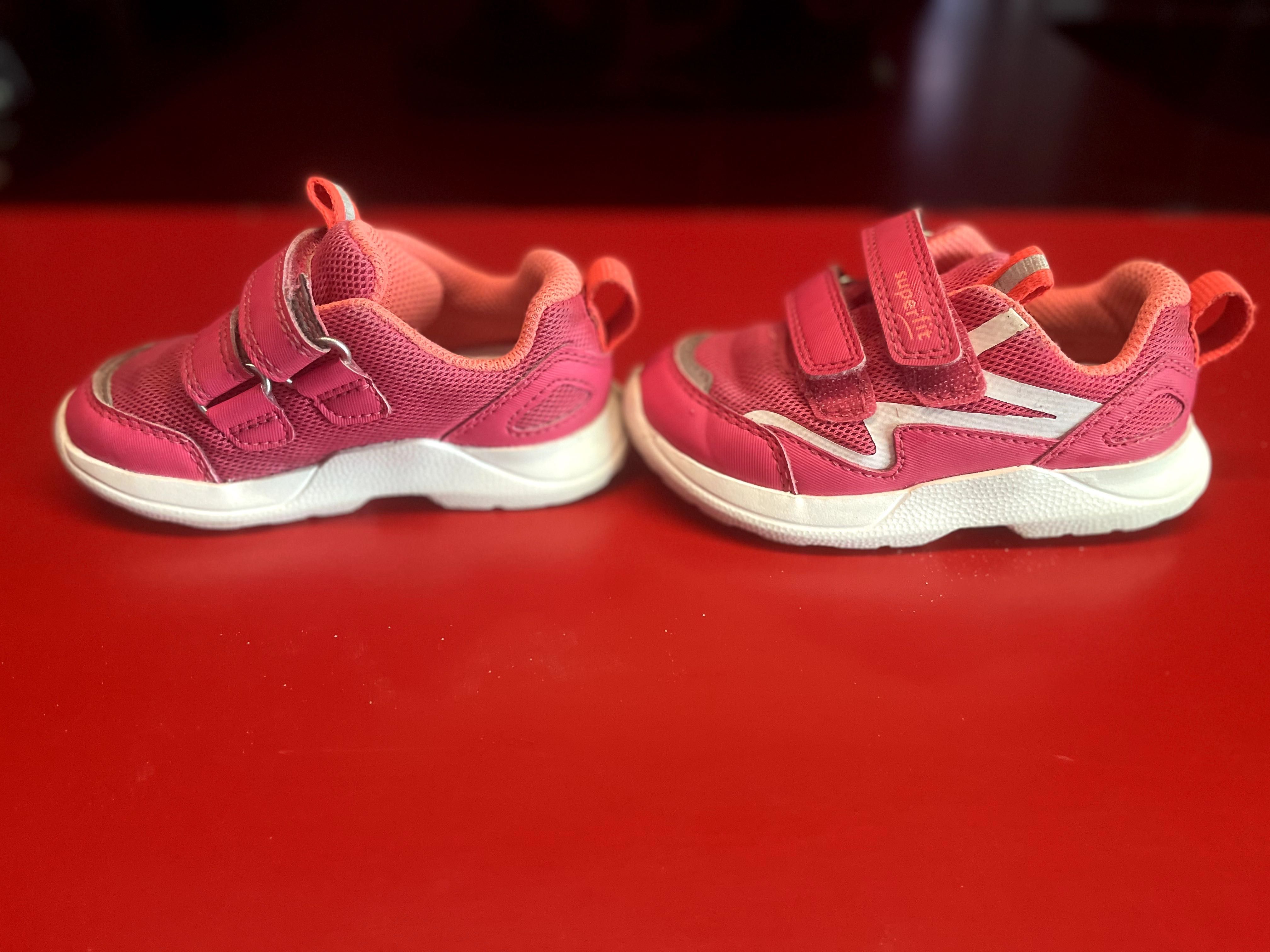 Buty dziecięce SuperFit - rozmiar 22, różowe na rzepy