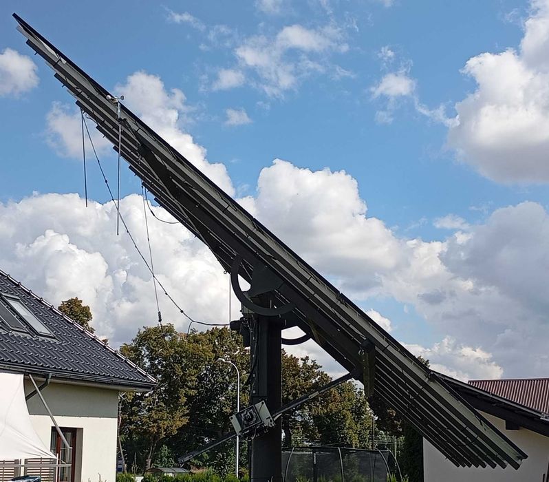 Tracker fotowoltaiczny 6,725kWp - konstrukcja, panele, falownik