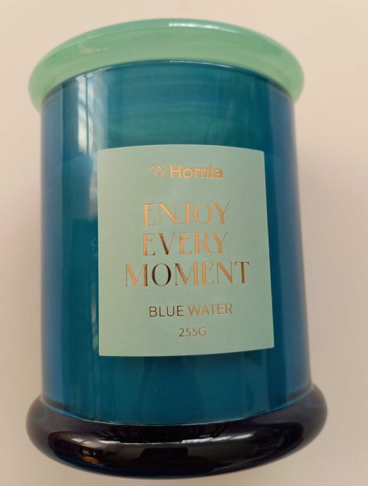 Świeca zapachowa ENJOY Blue Water 255 g, nowa
