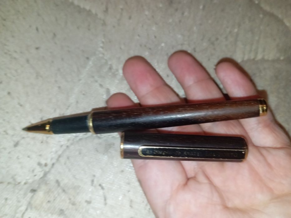 Caneta escreve pouco pouca tinta