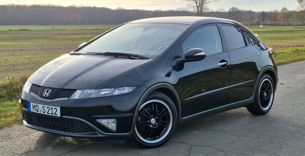 Honda Civic LIFT !  1.8 V-TEC  1- wlaciciel z  Niemiec servis tylko 147.000  km !