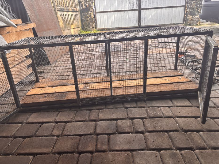 Клітка для птиці або кроликів