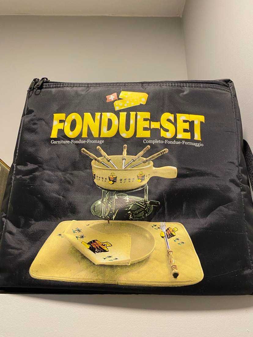 Fondue para  7 pessoas com set completo