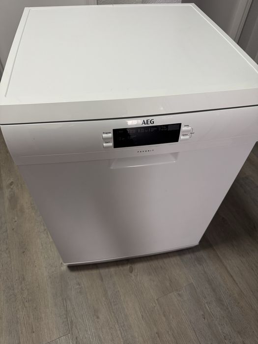 Maquina de louca AEG