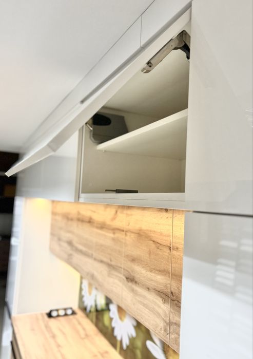 Kuchnia akryl/laminat nowa wyprzedaż ekspozycji Kępno