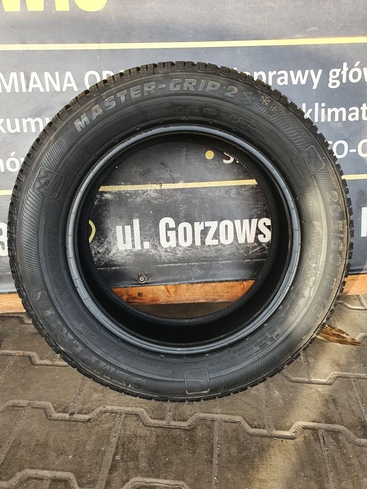 Opony zimowe 205/60/16 Semperit Master Grip 2