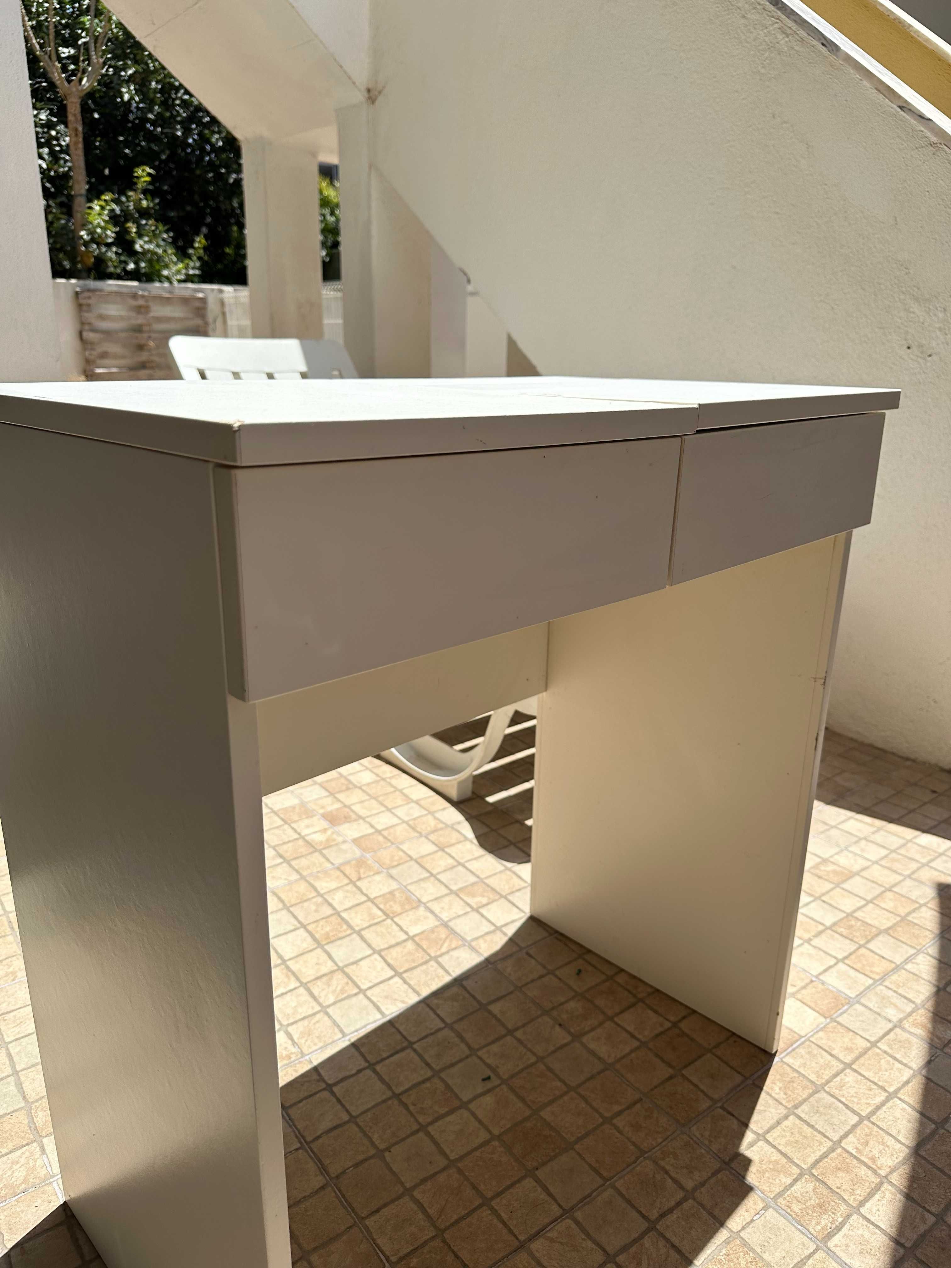 Tocador Branco do IKEA