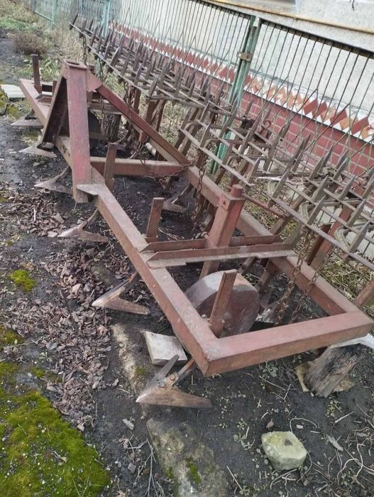 Плуг трохкорпусний 3-30 та культиватор до трактора МТЗ чи ЮМЗ