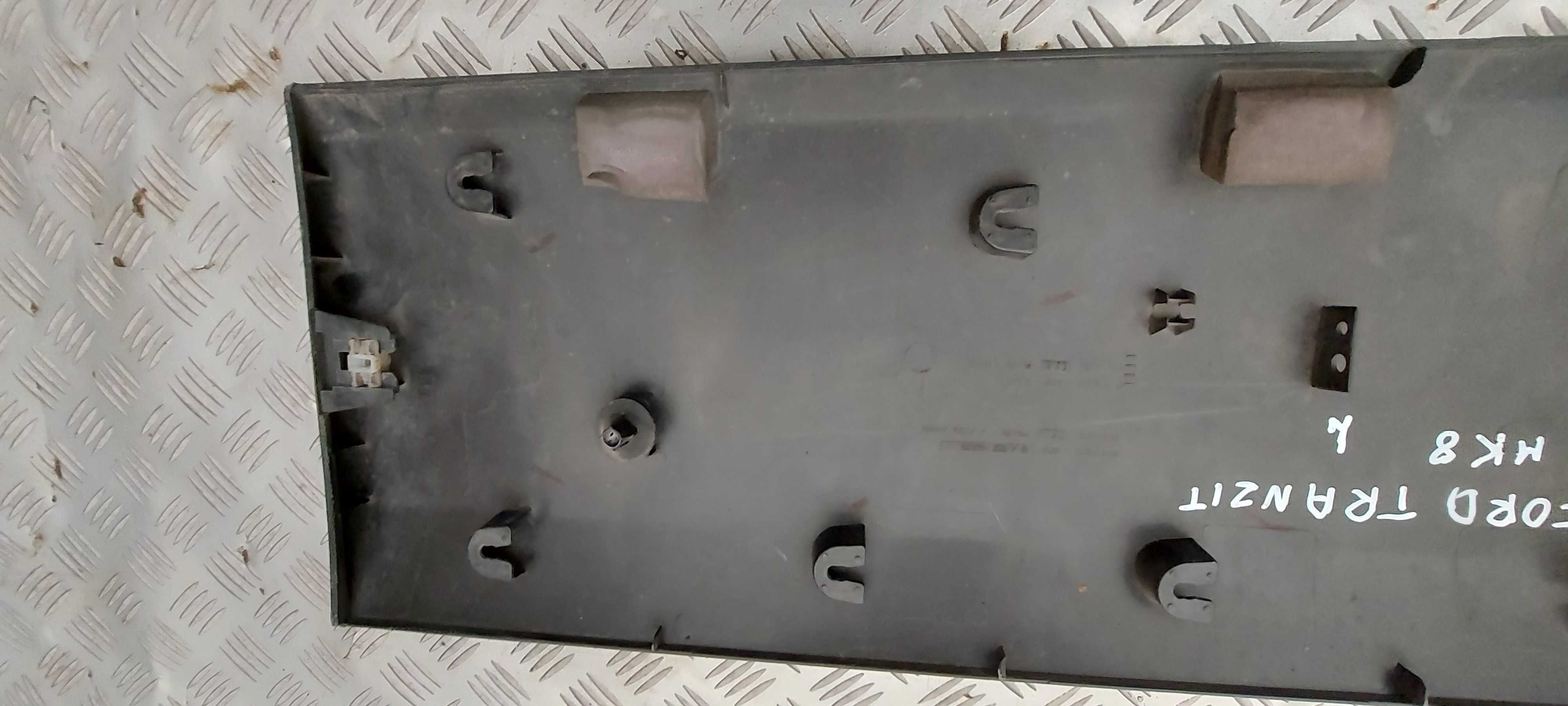 FORD TRANSIT MK8 listwa błotnika lewy tył