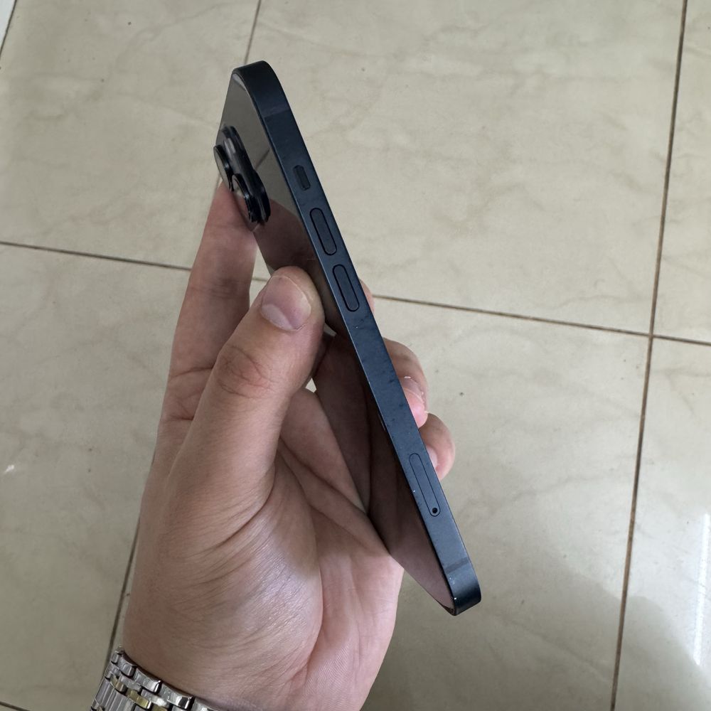 Телефон iPhone 14 128 GB Midnight Neverlock Європа