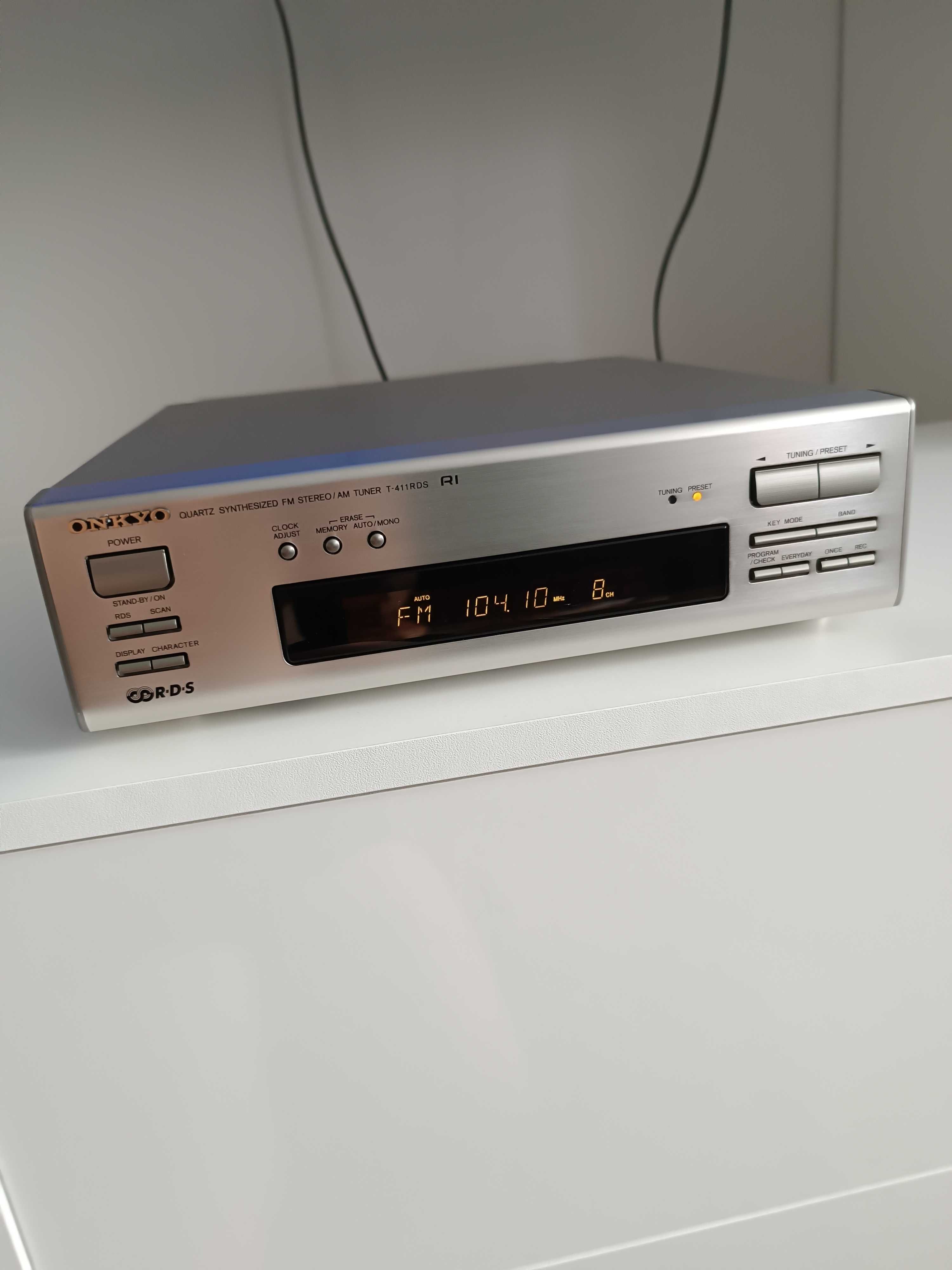 Onkyo T-411 RDS tuner radiowy sprawny.