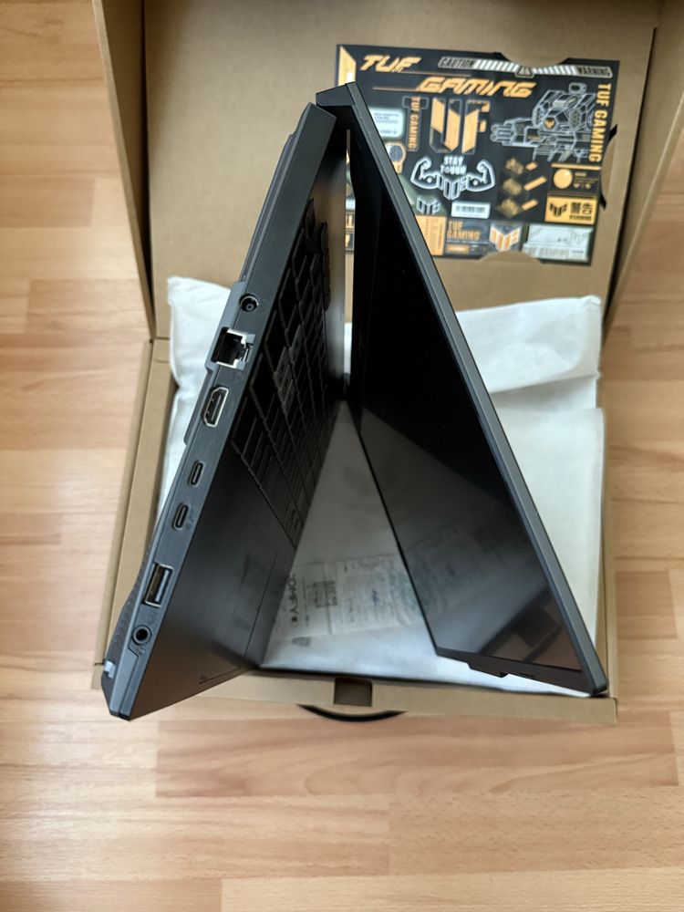 Игровой ноутбук Asus TUF Gaming F15 / i5 / 16 GB / RTX 3050