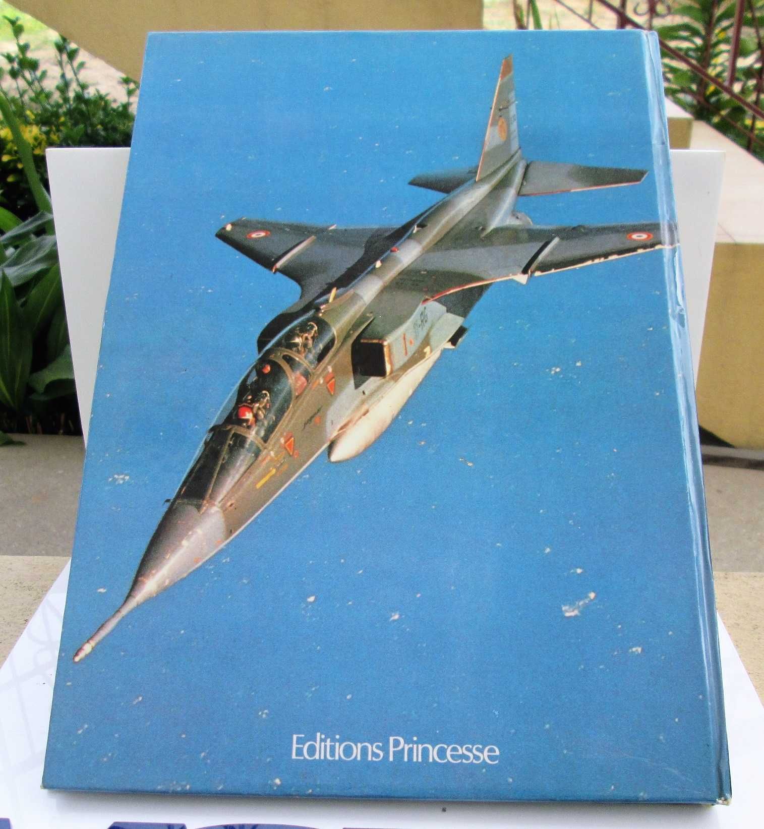 Livro le monde em couleur de l'aviation militaire 1981