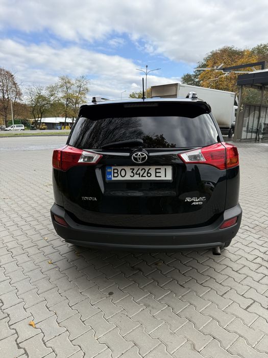 Toyota Rav 4 2.2 2013
