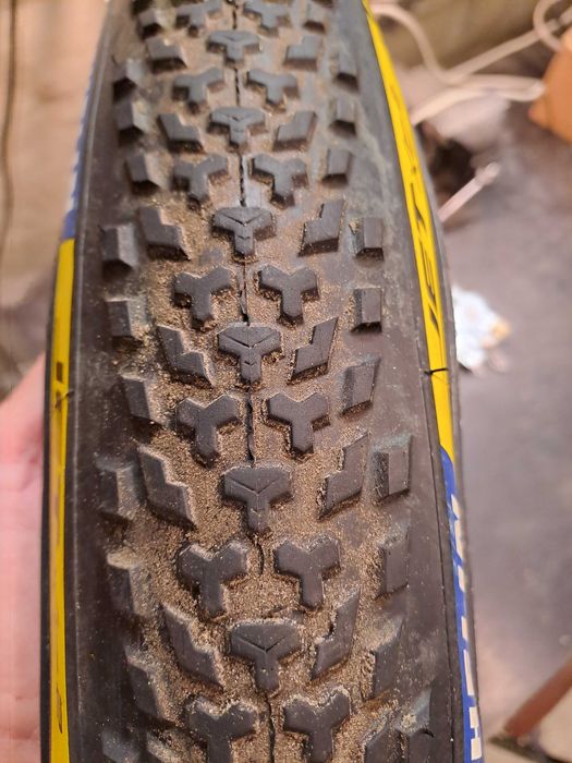 Opony Michelin 29x2.25 Jet XC2