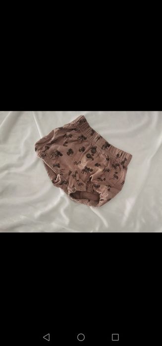 Krótkie spodnie dziecięce rozmiar 62