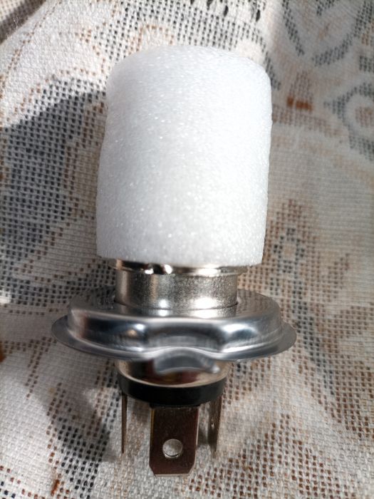 Лампа світодіодна 12v h4